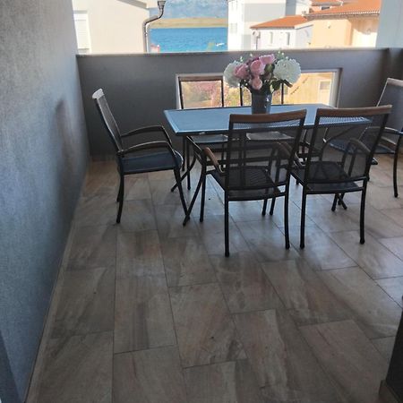 Apartment Dvorak Вир Екстер'єр фото